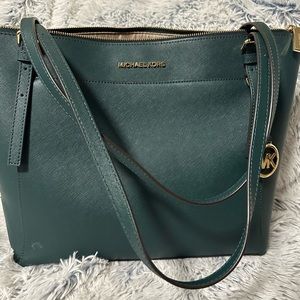Michael Kors tote